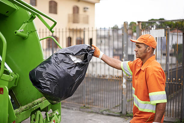 Best Commercial Cleanout Services  in Hartselle, AL